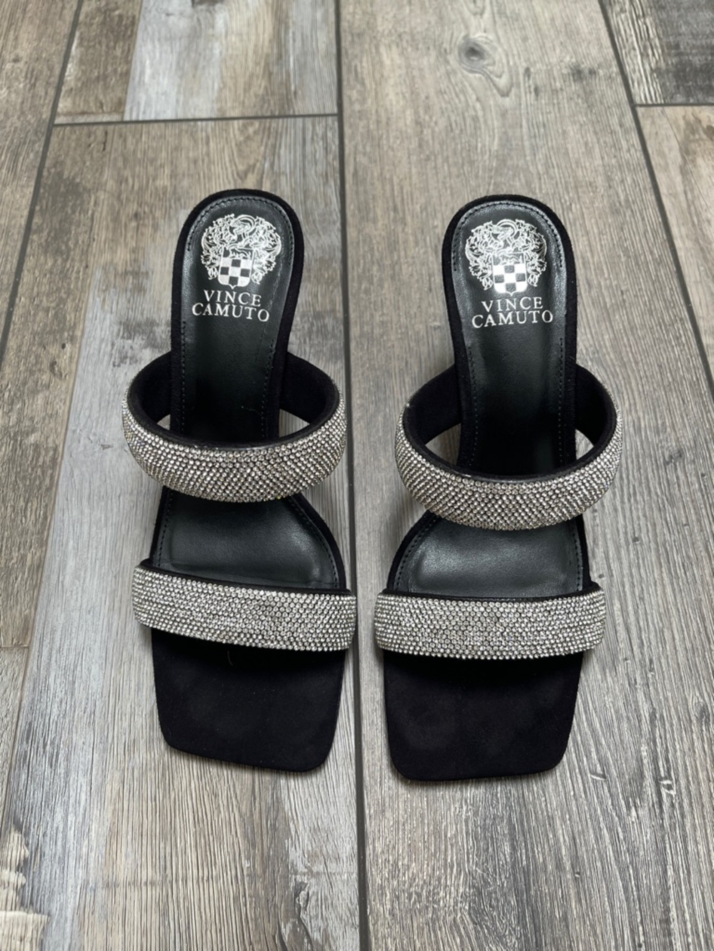 Women Suede Vince Camuto Black Low Heeled Slides with Crystal-Strap NWOT 7.5